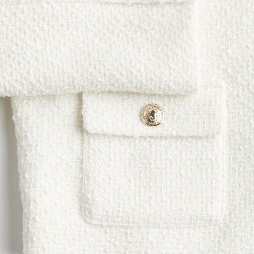 BNWOT Elegant H&M Cream and White Tweed Jacket with Gold Buttons Textured-Weave - Picture 6 of 11